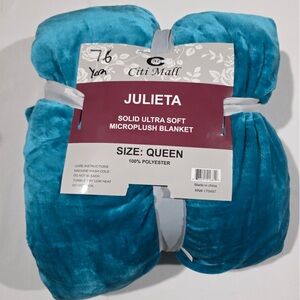 Julieta Solid Ultra Soft Microplush Blanket - Blue